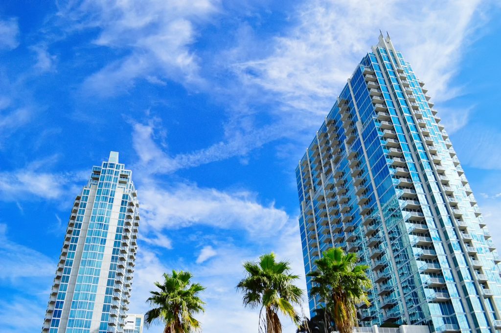 Coastal tower residence in San Diego